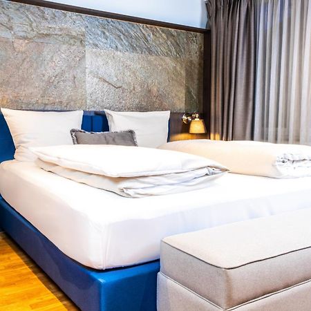Hotel & Restaurant Knote Зинделфинген Екстериор снимка